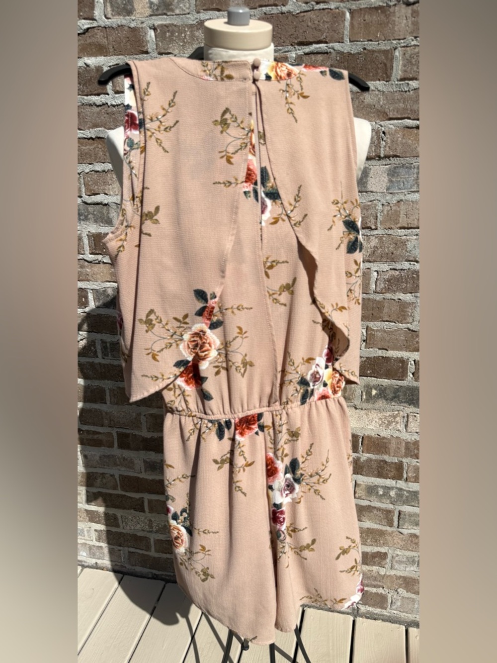 Umgee medium floral shorts romper sleeveless - Picture 6 of 7